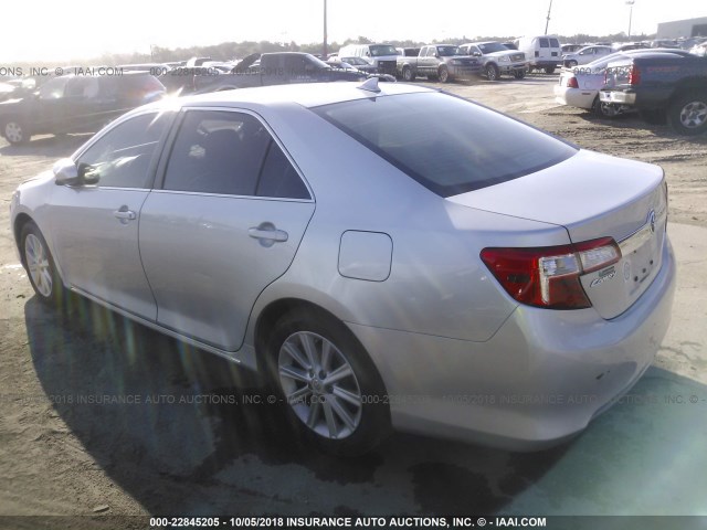 4T1BF1FK2CU597196 - 2012 TOYOTA CAMRY SE/LE/XLE 银色 照片 3