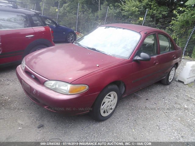 1FAFP10P6WW166706 - 1998 FORD ESCORT LX RED photo 2