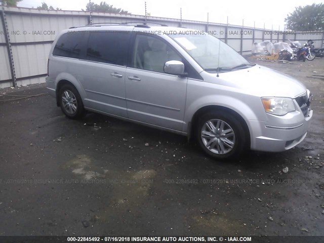 2A8HR64X08R614690 - 2008 CHRYSLER TOWN & COUNTRY LIMITED SILVER photo 1