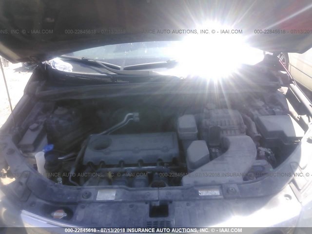 5XYKTDA1XBG085909 - 2011 KIA SORENTO LX MAROON photo 10