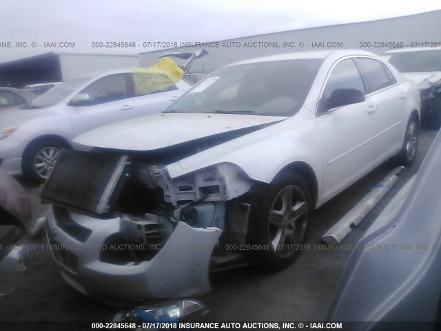 1G1ZB5E04CF306930 - 2012 CHEVROLET MALIBU LS WHITE photo 2