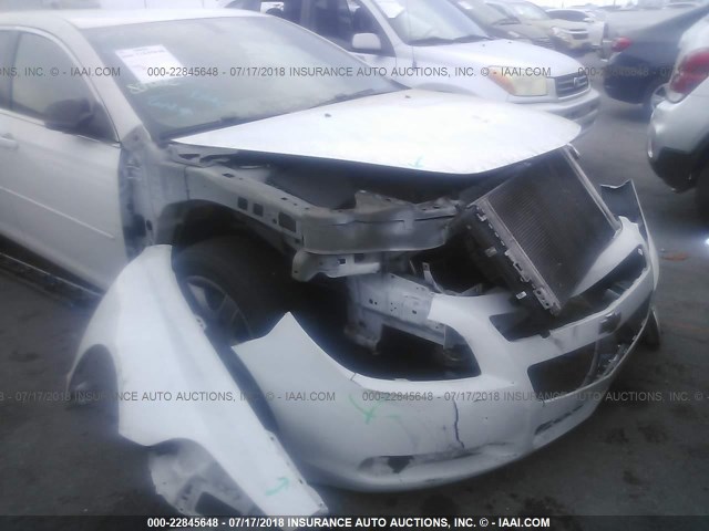 1G1ZB5E04CF306930 - 2012 CHEVROLET MALIBU LS WHITE photo 6