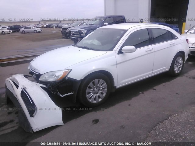 1C3CCBAGXDN736694 - 2013 CHRYSLER 200 LX WHITE photo 2