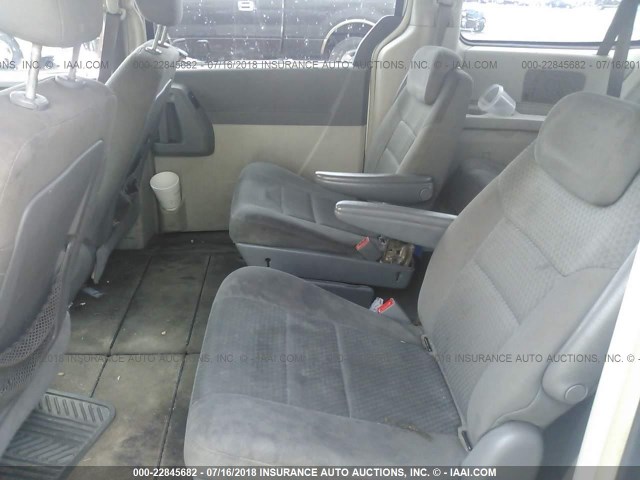 2A4RR5D19AR200843 - 2010 CHRYSLER TOWN & COUNTRY TOURING GRAY photo 8