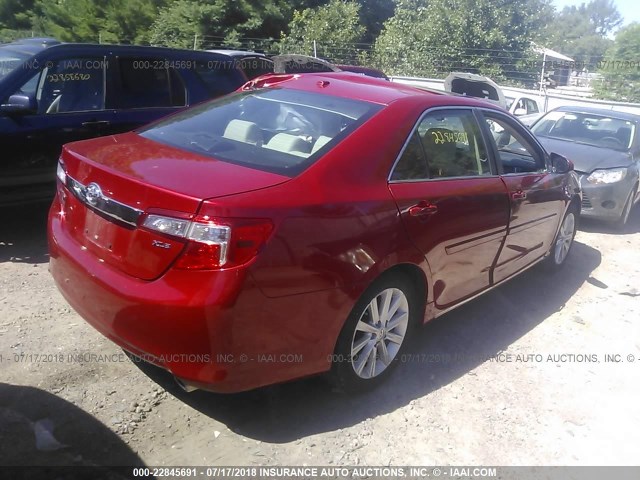 4T4BF1FK1DR327884 - 2013 TOYOTA CAMRY L/SE/LE/XLE RED photo 4