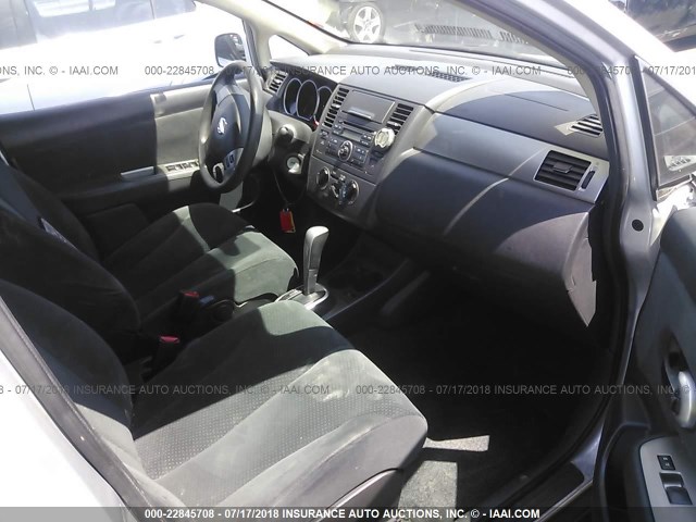 3N1BC1CPXCK265216 - 2012 NISSAN VERSA S/SL SILVER photo 5