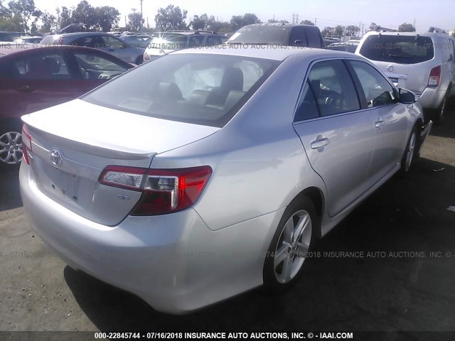 4T1BF1FK3CU145502 - 2012 TOYOTA CAMRY SE/LE/XLE SILVER photo 4