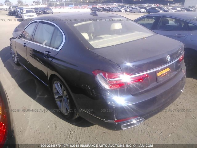 WBA7F0C58JGM23130 - 2018 BMW 750 I Dark Blue photo 3