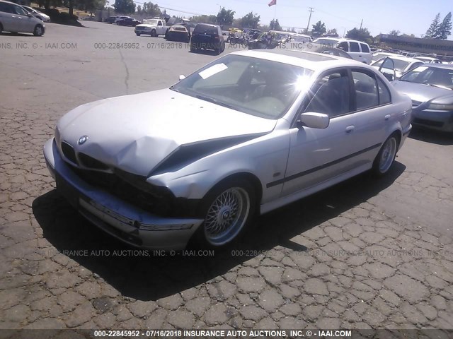 WBADM6346YGU26640 - 2000 BMW 528 I AUTOMATIC GRAY photo 2