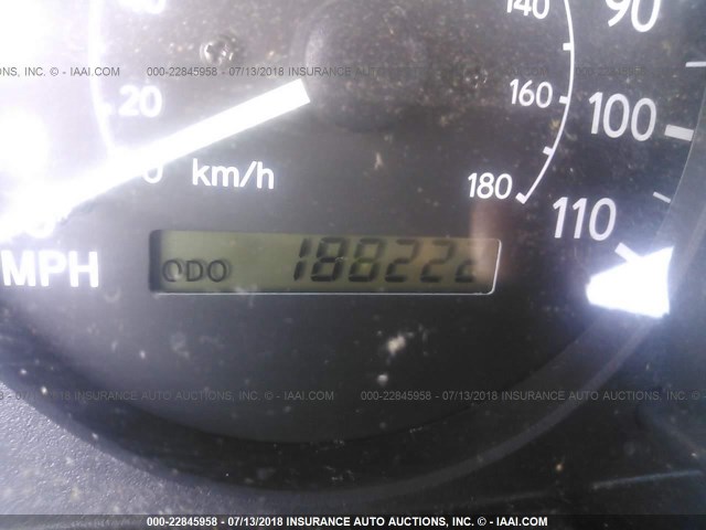 1Y1SK5488XZ410983 - 1999 CHEVROLET GEO PRIZM LSI SILVER photo 7