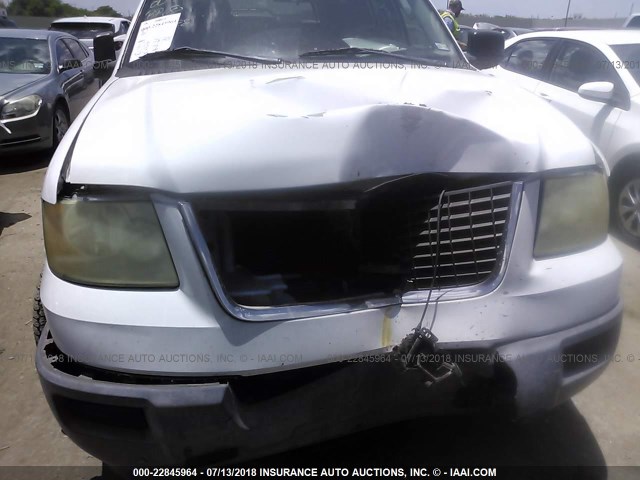 1FMPU15L73LC18088 - 2003 FORD EXPEDITION XLT WHITE photo 6