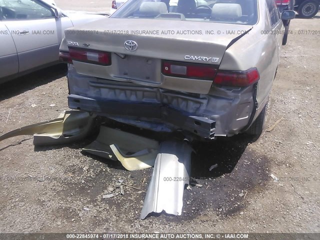 JT2BG22K1X0364185 - 1999 TOYOTA CAMRY LE/XLE 棕色 照片 6