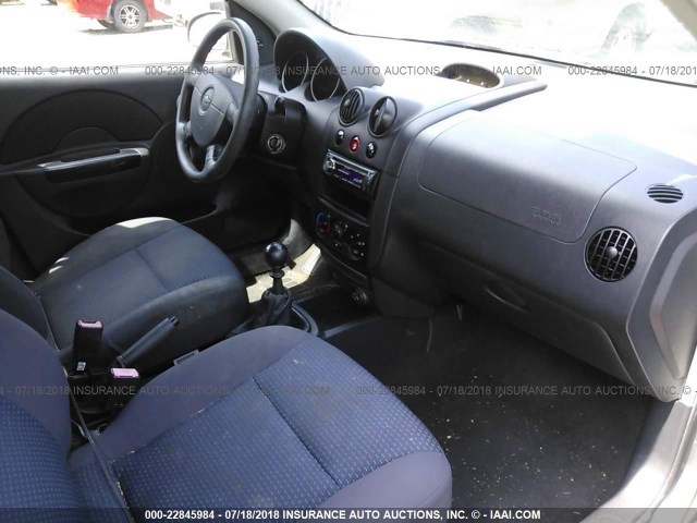 KL1TD66628B188589 - 2008 CHEVROLET AVEO LS 灰色 照片 5