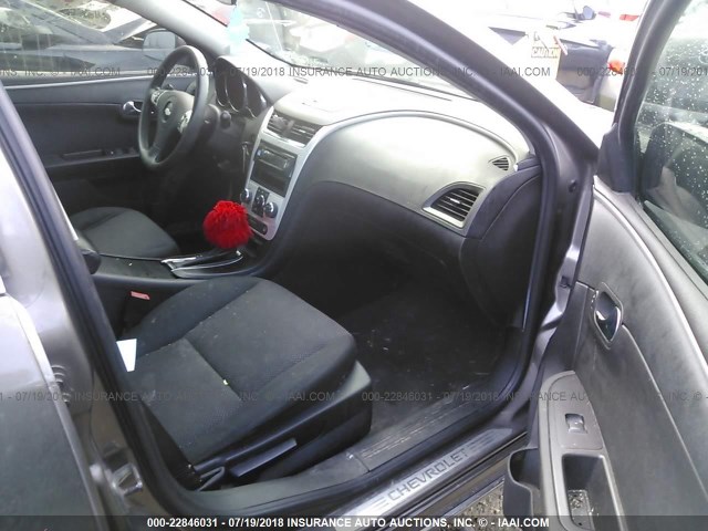 1G1ZC5EB7AF215890 - 2010 CHEVROLET MALIBU 1LT 灰色 照片 5
