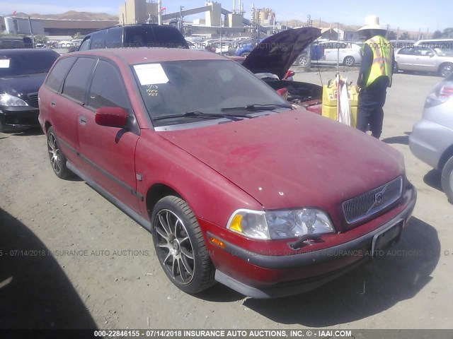 YV1VW2552YF505819 - 2000 VOLVO V40 RED photo 1