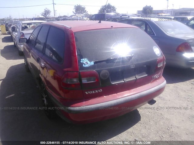 YV1VW2552YF505819 - 2000 VOLVO V40 RED photo 3