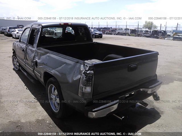 1GCEC19TXYZ177498 - 2000 CHEVROLET SILVERADO C1500 GRAY photo 3