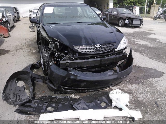 4T1BF32K42U028785 - 2002 TOYOTA CAMRY LE/XLE/SE 黑色 照片 6