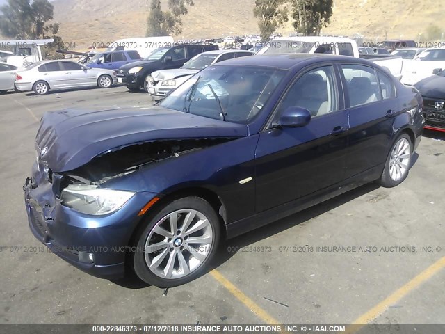 WBAPH5C5XBA442127 - 2011 BMW 328 I SULEV BLUE photo 2