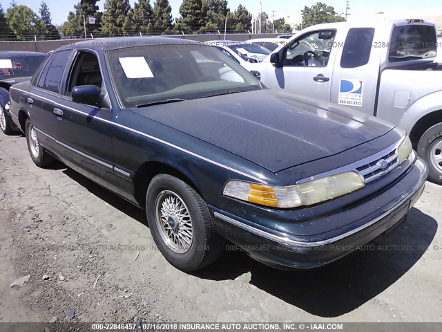 2FALP74W2VX110482 - 1997 FORD CROWN VICTORIA LX GREEN photo 1