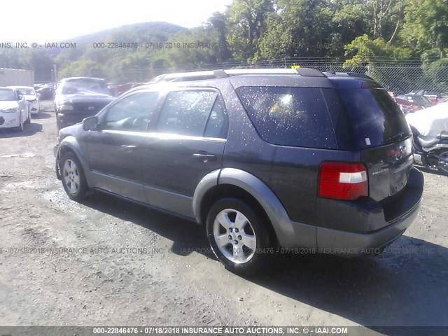 1FMDK02197GA36851 - 2007 FORD FREESTYLE SEL GRAY photo 3