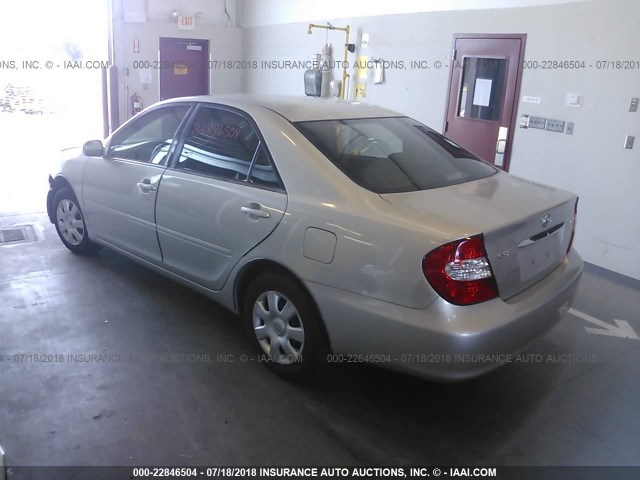 4T1BE32KX3U231880 - 2003 TOYOTA CAMRY LE/XLE/SE 银色 照片 3