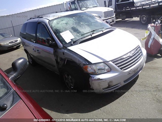 1C4GP45R15B221868 - 2005 CHRYSLER TOWN & COUNTRY  SILVER photo 1