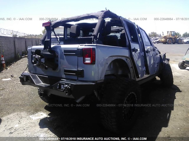 1C4BJWDG4GL187736 - 2016 JEEP WRANGLER UNLIMITE SPORT SILVER photo 4