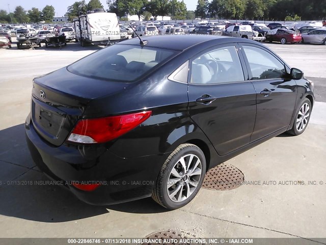 KMHCT4AE0HU353909 - 2017 HYUNDAI ACCENT SE BLACK photo 4