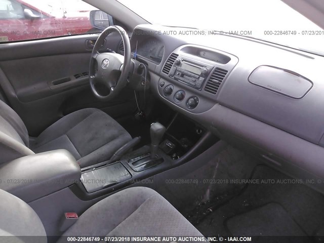 4T1BE32K33U735901 - 2003 TOYOTA CAMRY LE/XLE/SE 蓝色 照片 5
