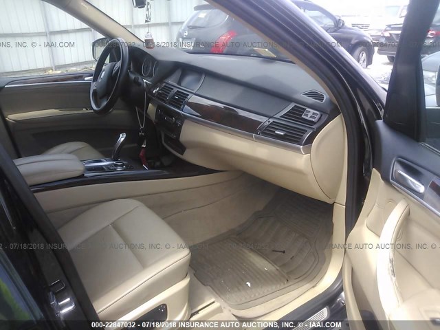 5UXFE4C50AL384578 - 2010 BMW X5 XDRIVE30I 黑色 照片 5