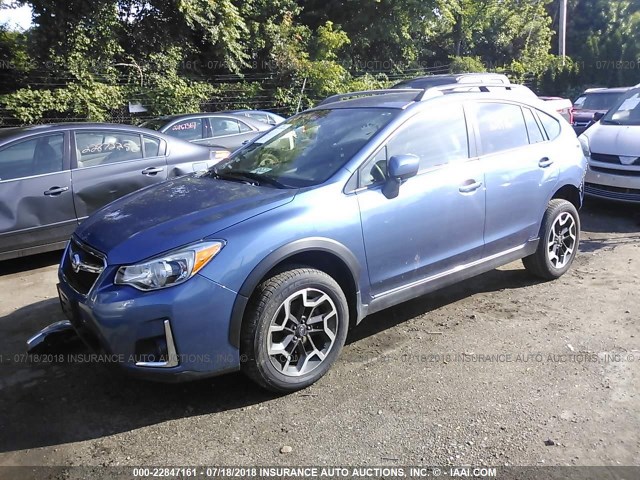 JF2GPADC3H8215617 - 2017 SUBARU CROSSTREK PREMIUM BLUE photo 2