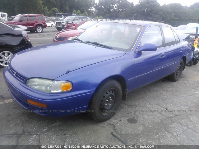 JT2BG12K2T0368203 - 1996 TOYOTA CAMRY DX/LE/XLE BLUE photo 2