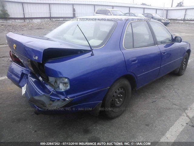 JT2BG12K2T0368203 - 1996 TOYOTA CAMRY DX/LE/XLE BLUE photo 4