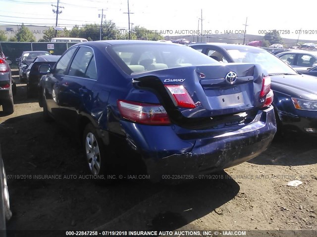 4T1BE46KX7U050283 - 2007 TOYOTA CAMRY NEW GENERAT CE/LE/XLE/SE BLUE photo 3