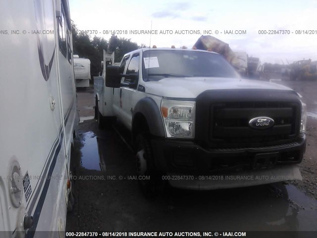 1FD0W5GT3BEB82595 - 2011 FORD F550 SUPER DUTY WHITE photo 1