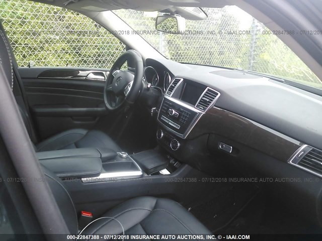 4JGDA5HB0EA439990 - 2014 MERCEDES-BENZ ML 350 4MATIC BLACK photo 5