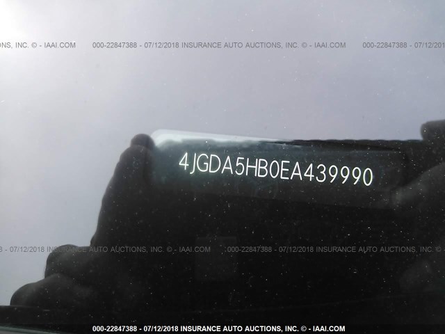 4JGDA5HB0EA439990 - 2014 MERCEDES-BENZ ML 350 4MATIC BLACK photo 9