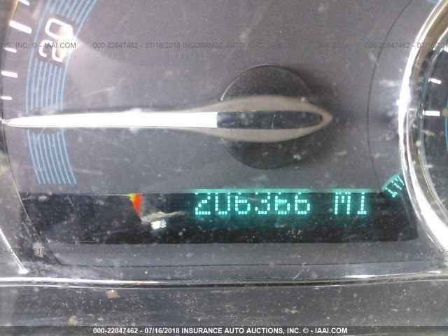 3GNBAADB4AS611691 - 2010 CHEVROLET HHR LS SILVER photo 7