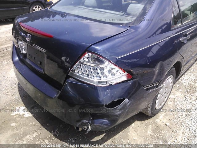 1HGCM56167A117506 - 2007 HONDA ACCORD VALUE BLUE photo 6