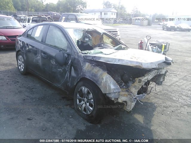 1G1PA5SHXE7279783 - 2014 CHEVROLET CRUZE LS GRAY photo 1