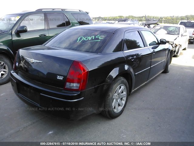 2C3KA53G06H341712 - 2006 CHRYSLER 300 TOURING BLACK photo 4