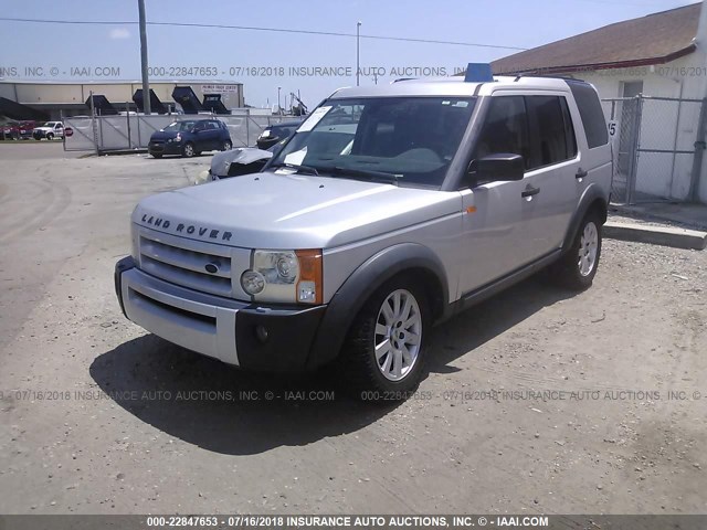 SALAA25435A301557 - 2005 LAND ROVER LR3 GRAY photo 2