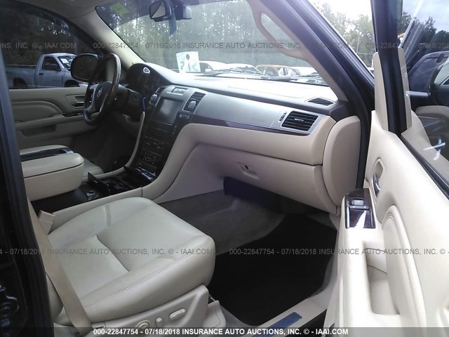 1GYS4HEFXER138201 - 2014 CADILLAC ESCALADE ESV LUXURY BLACK photo 5