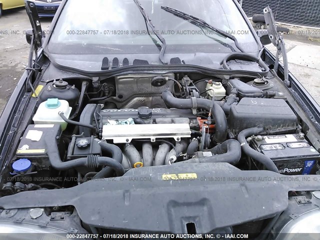 YV1LS5373W2506197 - 1998 VOLVO S70 T5 TURBO BLACK photo 10