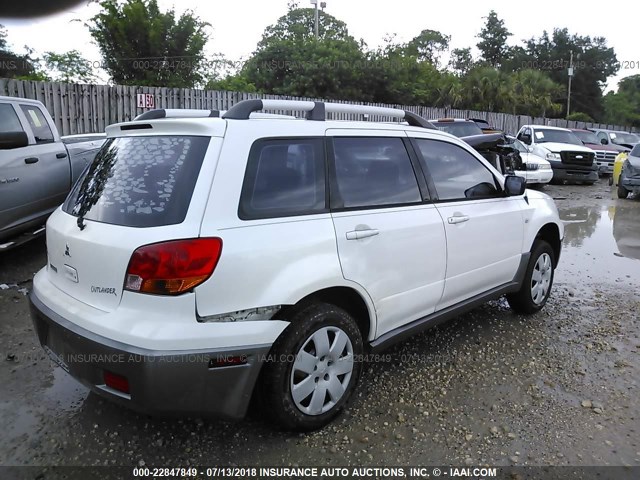 JA4LX31F94U041961 - 2004 MITSUBISHI OUTLANDER LS WHITE photo 4