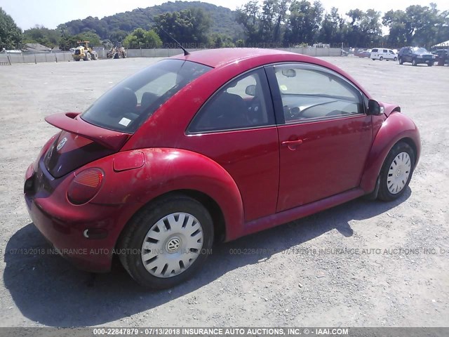 3VWBK31CX5M414420 - 2005 VOLKSWAGEN NEW BEETLE GL 红色 照片 4