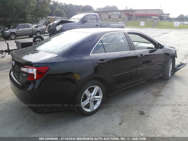 4T1BF1FK8DU720078 - 2013 TOYOTA CAMRY L/SE/LE/XLE 黑色 照片 4