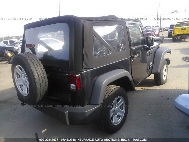 1C4AJWAG7FL516279 - 2015 JEEP WRANGLER SPORT BLACK photo 4