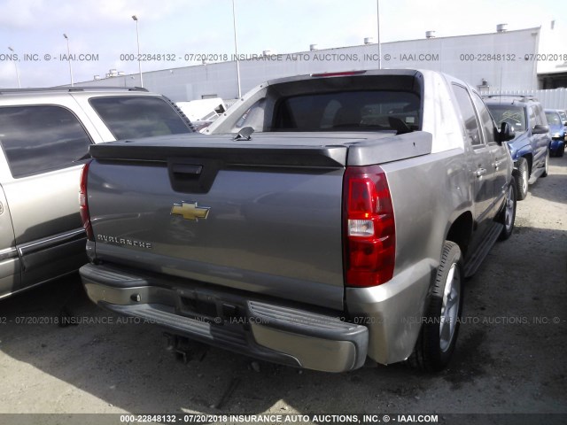 3GNEC12J57G299099 - 2007 CHEVROLET AVALANCHE C1500 GRAY photo 4